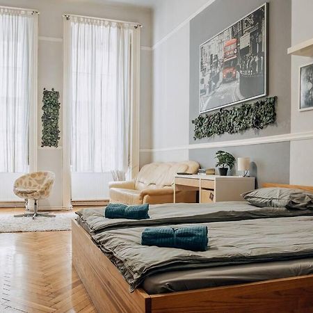 Big Apartment In The City Centre Budapest Ngoại thất bức ảnh